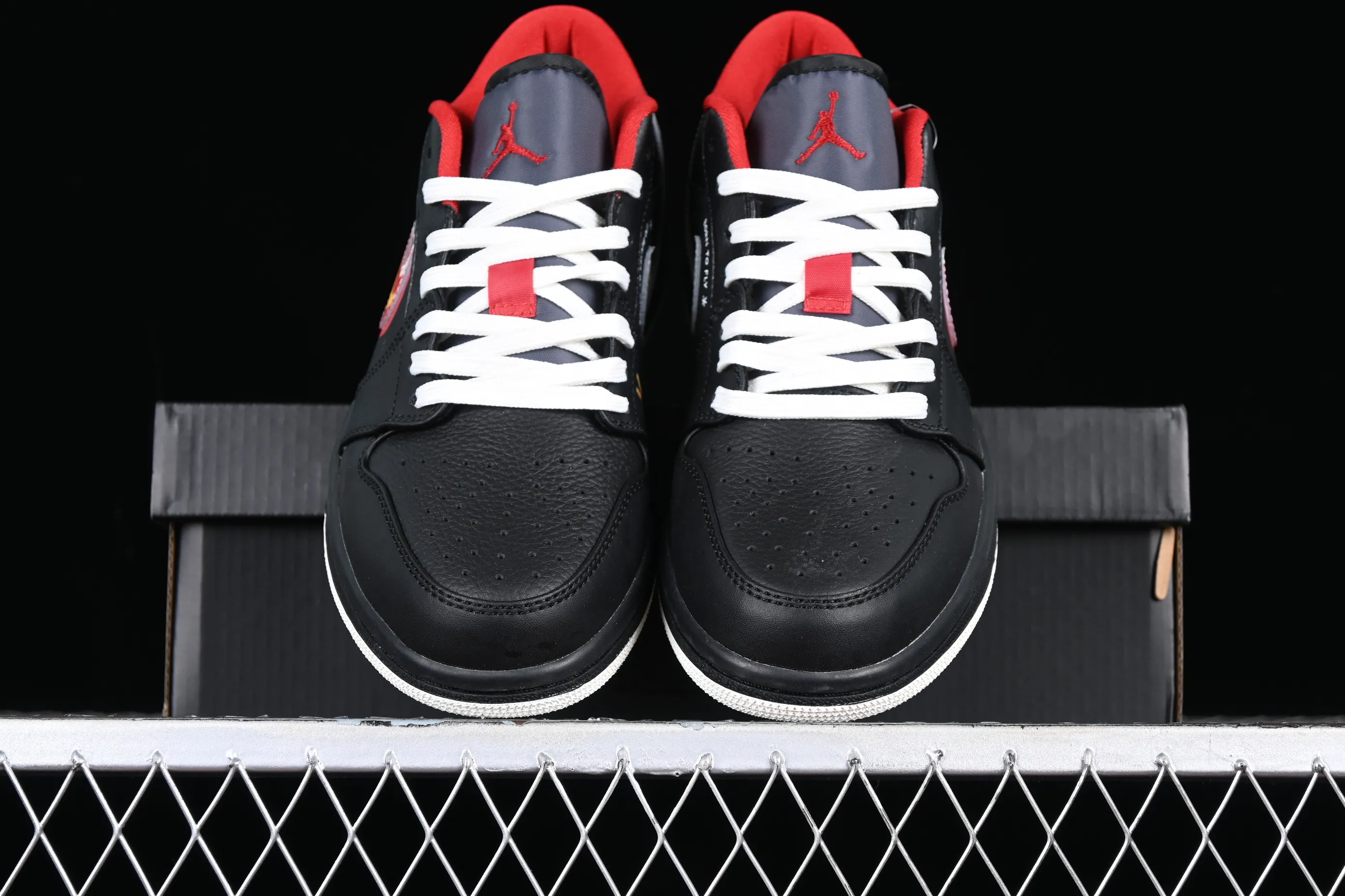 All categories Air Jordan Jordan series basketball shoes Air Jordan 1 Low Air Jordan 1 Low "Flaming Swoosh" AJ1 Joe 1 black red flame FJ7073-010
